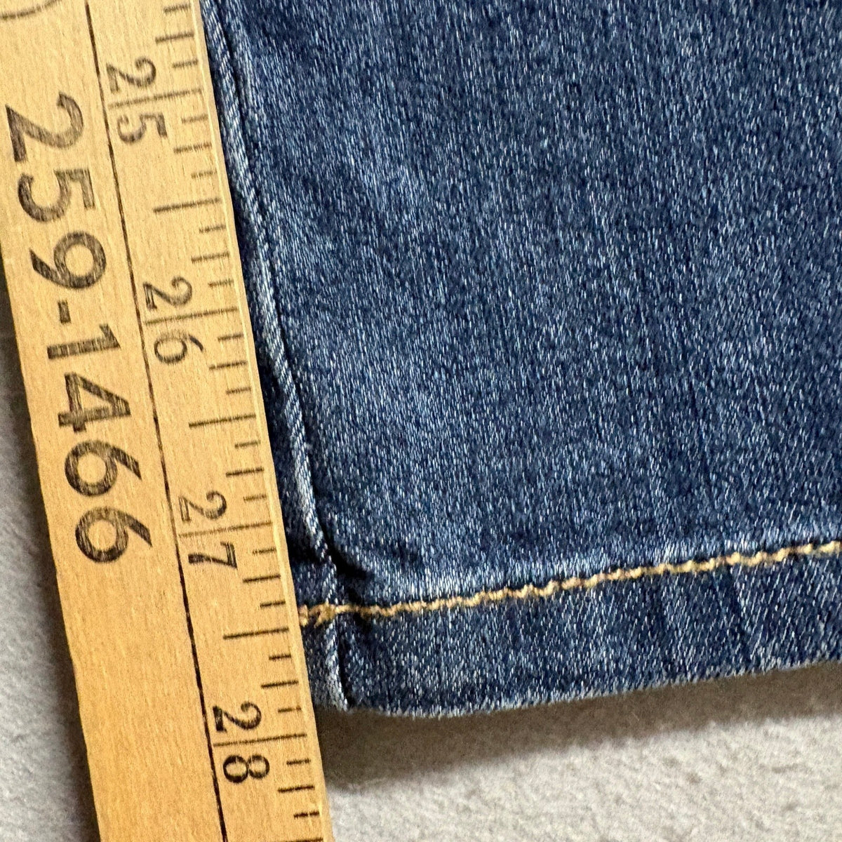Gloria Vanderbilt Amanda Jeans Womens 8 Short Blue High Rise Tapered Leg Stretch
