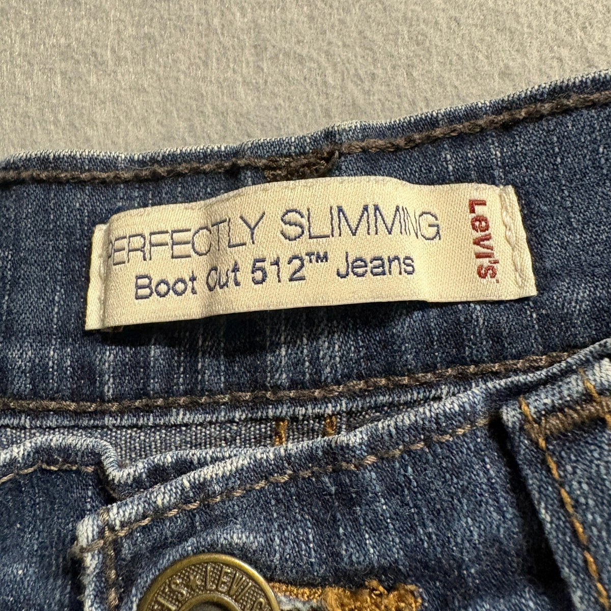 Levis 512 Perfectly Slimming Bootcut Jeans Womens 2P Short Blue Denim Stretch