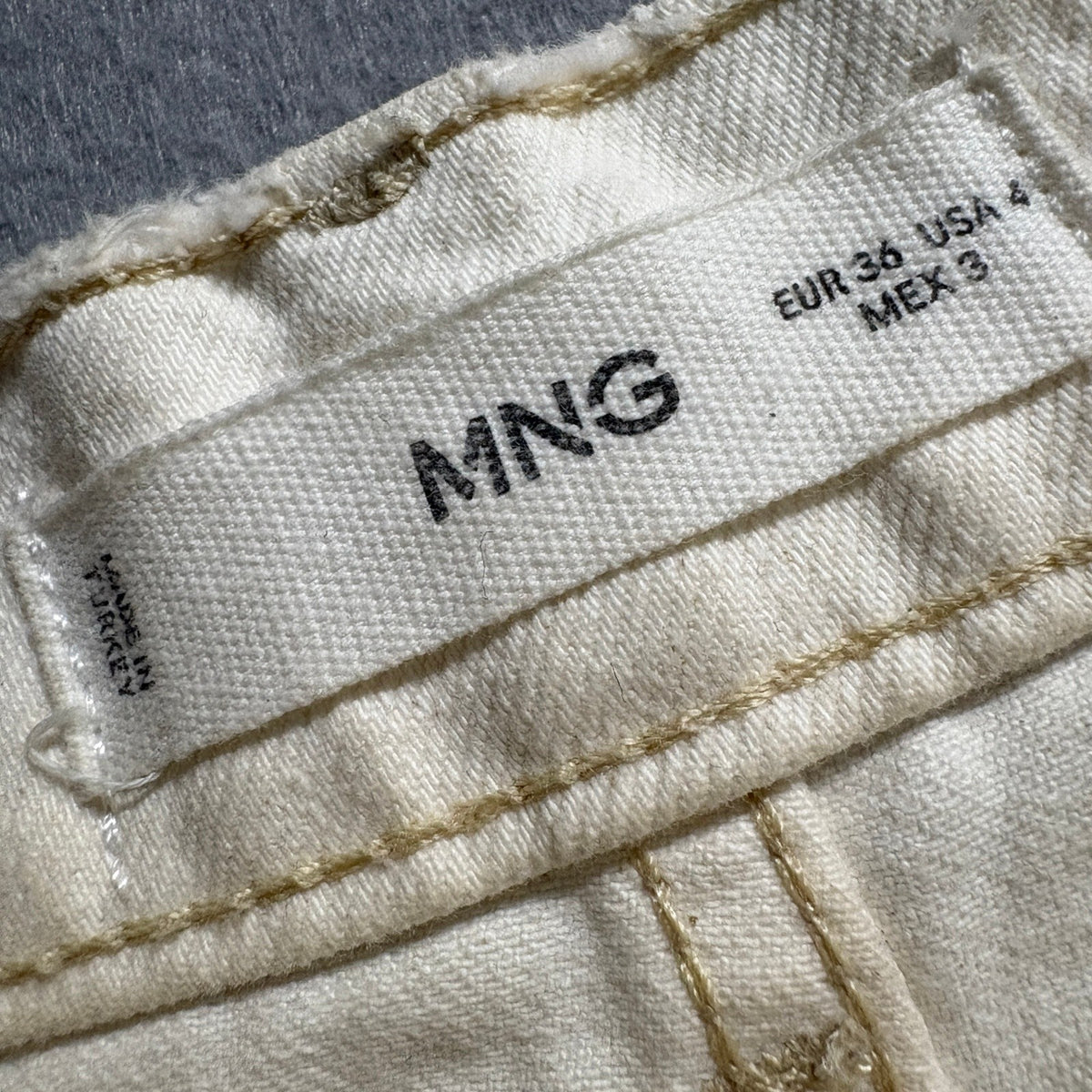 Mango MNG Mom Jeans Womens Size 4 Cream Off White High Rise Denim Tapered Leg