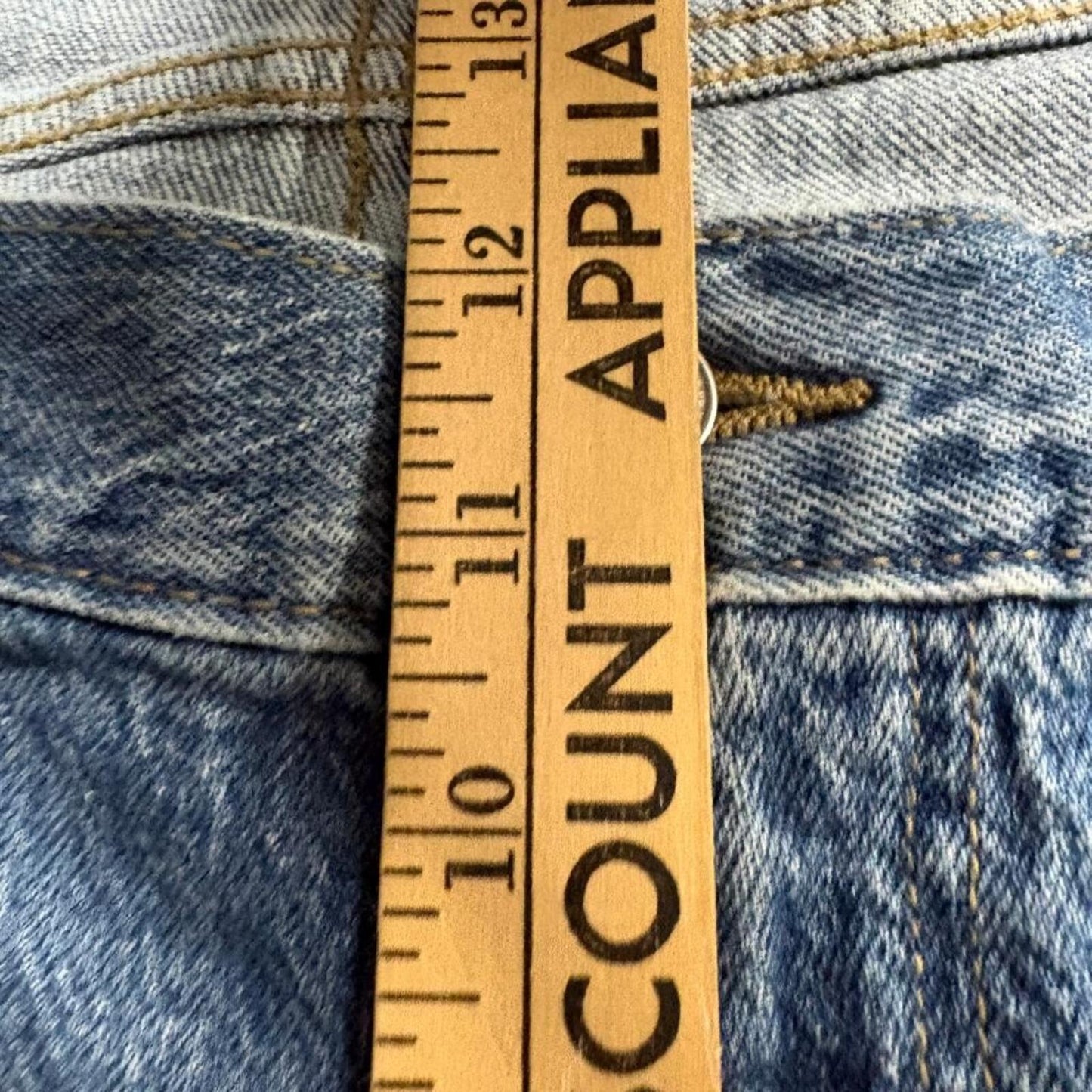 Old Navy Built-In Flex Straight Jeans Mens 46x32 Blue Distressed Ripped Denim
