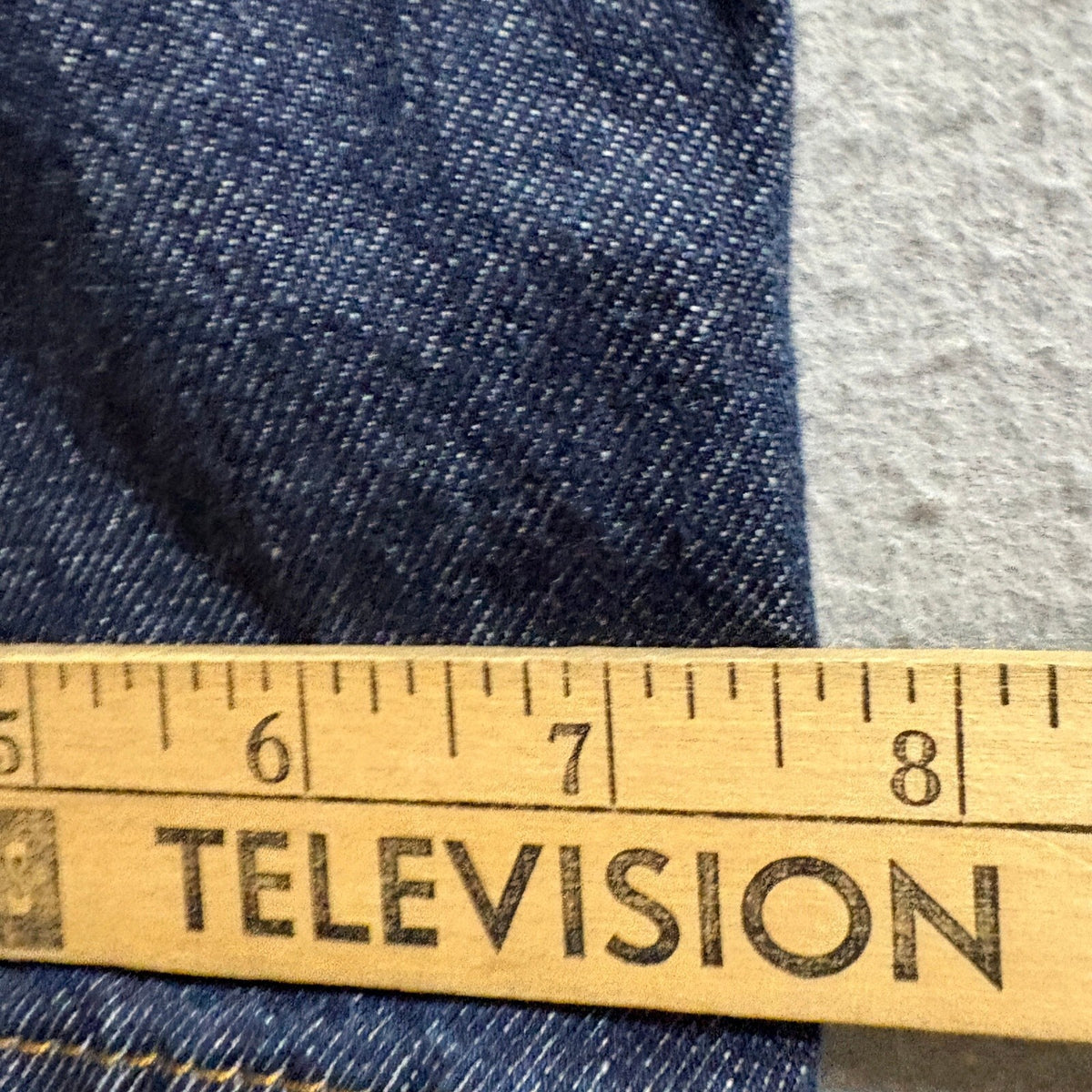 Levis 501 Original Fit Jeans Mens 30x32 Dark Wash Blue Denim Button Fly
