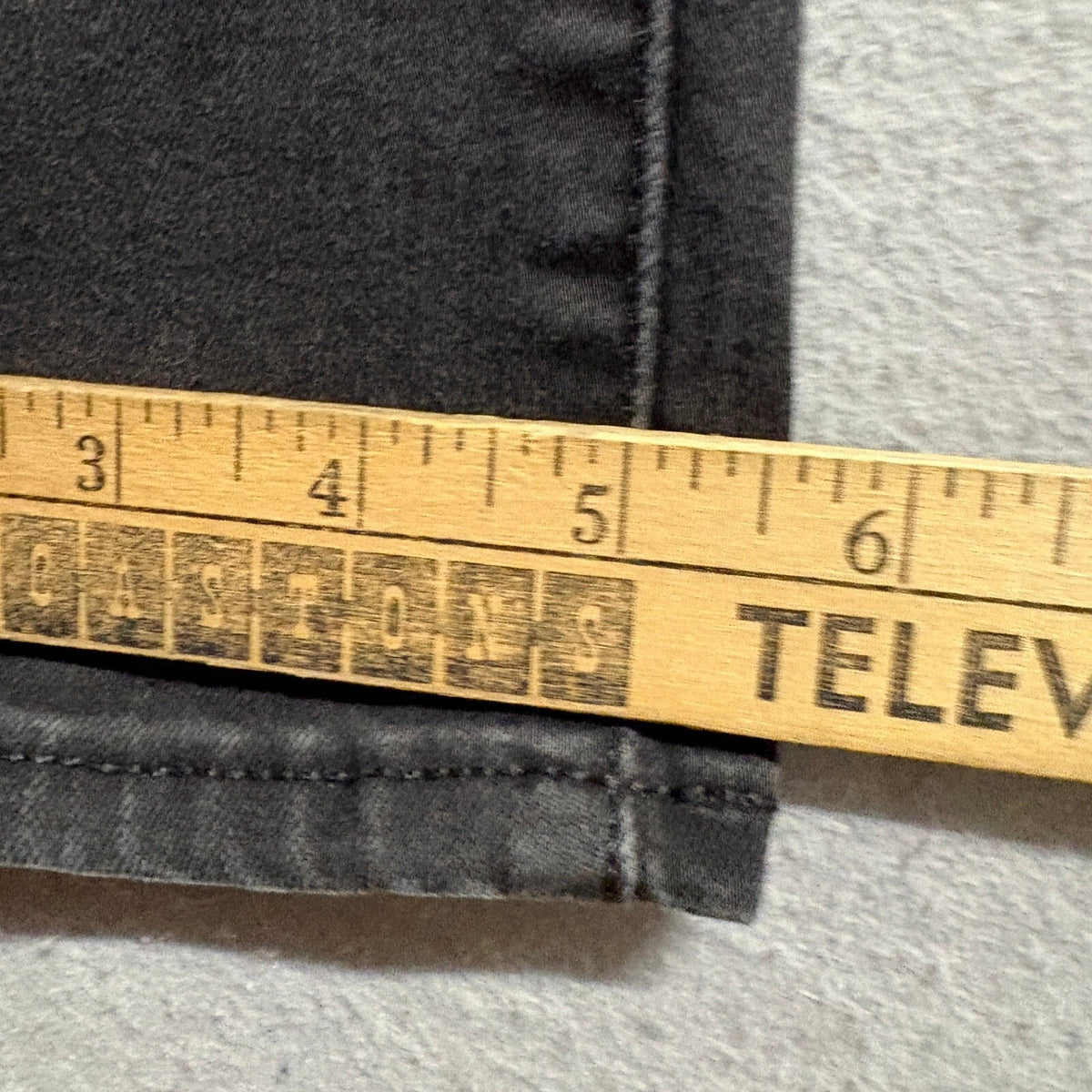 Levi's 311 Shaping Skinny Jeans Womens W28 L30 Black Denim Mid Rise Stretch