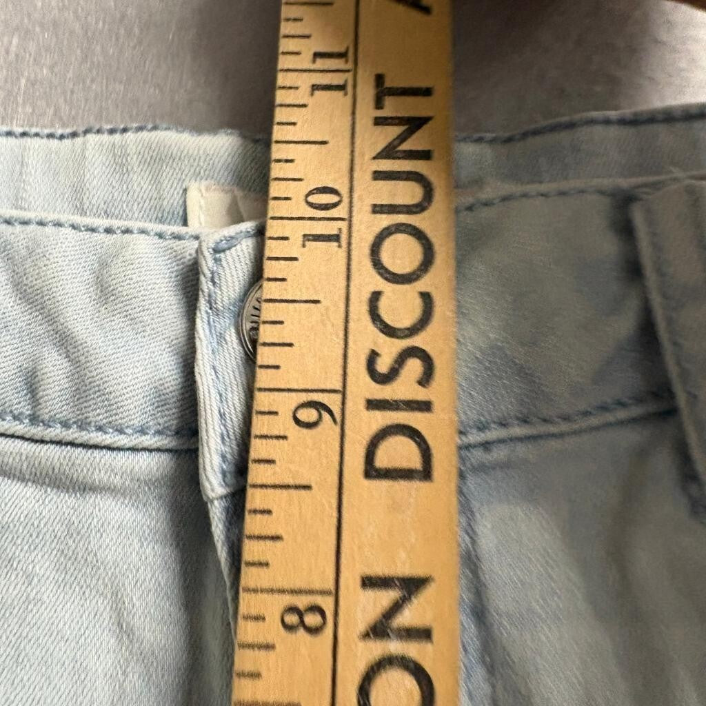 Forever 21 Premium Denim Mens 26 Distressed Skinny Jeans Light Wash Blue
