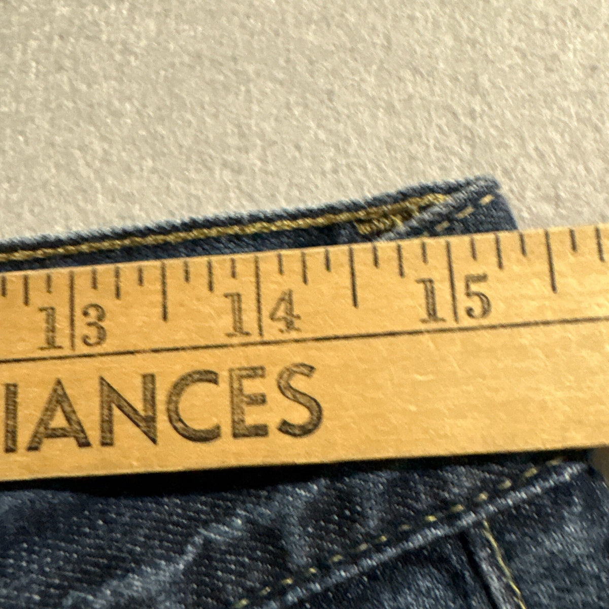 Tommy Hilfiger Mens Jeans Size 30x30 Blue Medium Wash Straight Leg Denim Pants