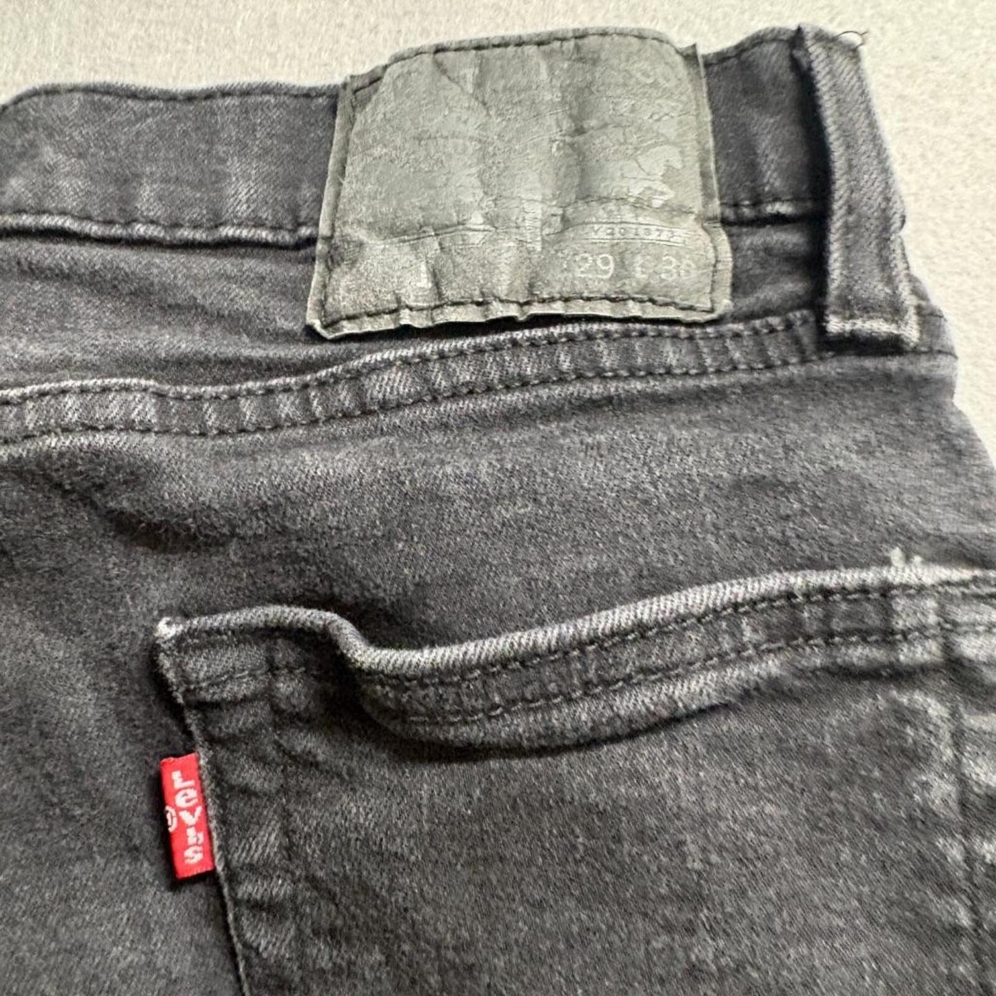 Levis 510 Skinny Fit Jeans Mens 29x30 Black Distressed Ripped Knee Denim