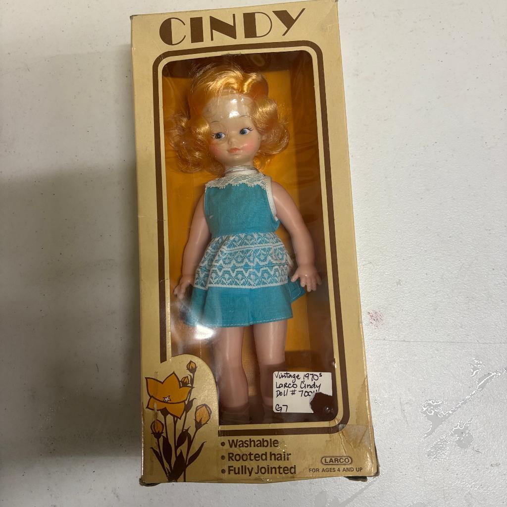 Vintage Larco Cindy Doll 7004 Blonde Hair Blue Dress Made in Hong Kong 1970s