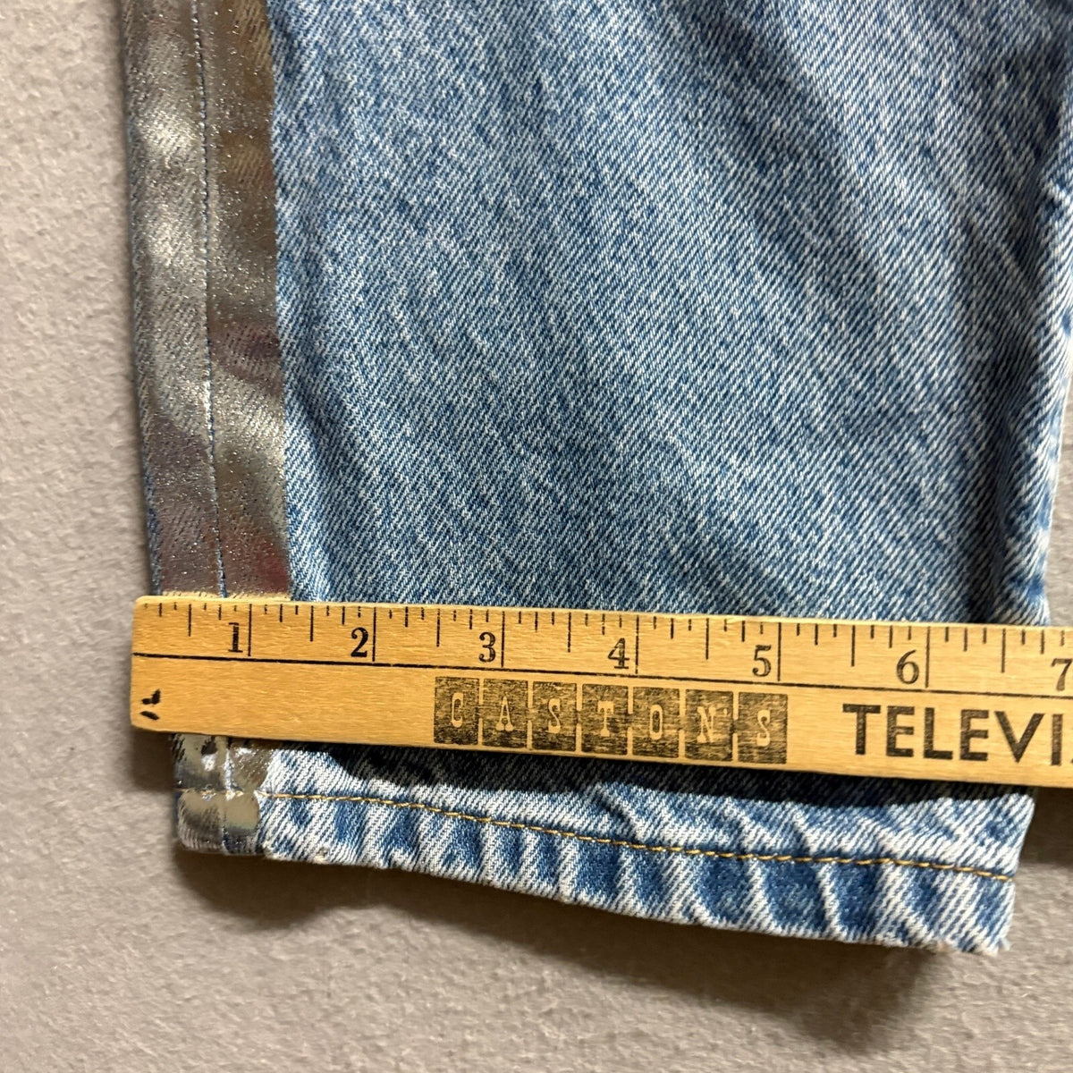 Levi's 501 Original High Rise Straight Leg Jeans Womens 24 x 30 Silver Stripe