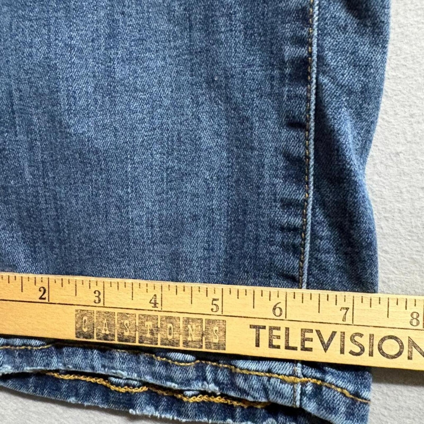 Lucky Brand 223 Straight Jeans Mens 32x32 Blue Denim Classic Fit Pant Fits 32x30