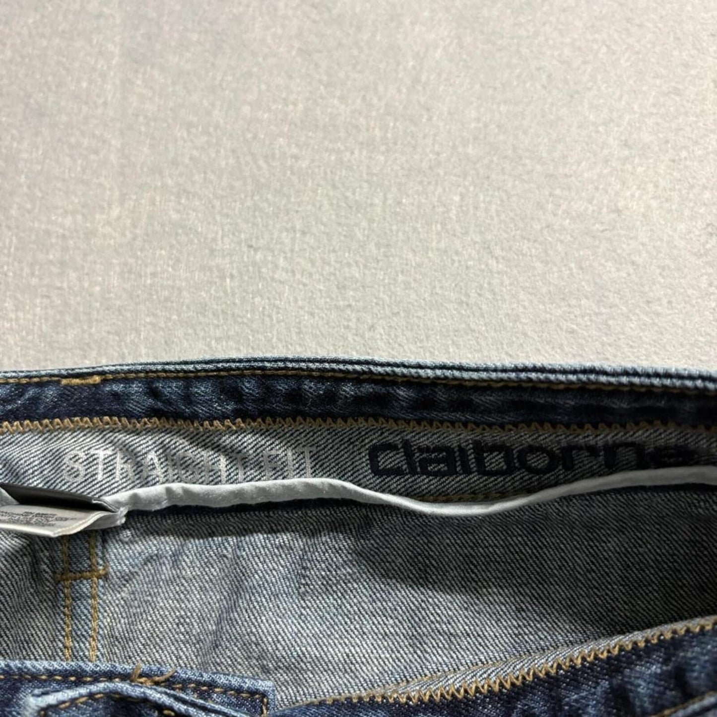 Claiborne Straight Fit Jeans Mens 32x30 Blue Denim 100% Cotton Medium Wash