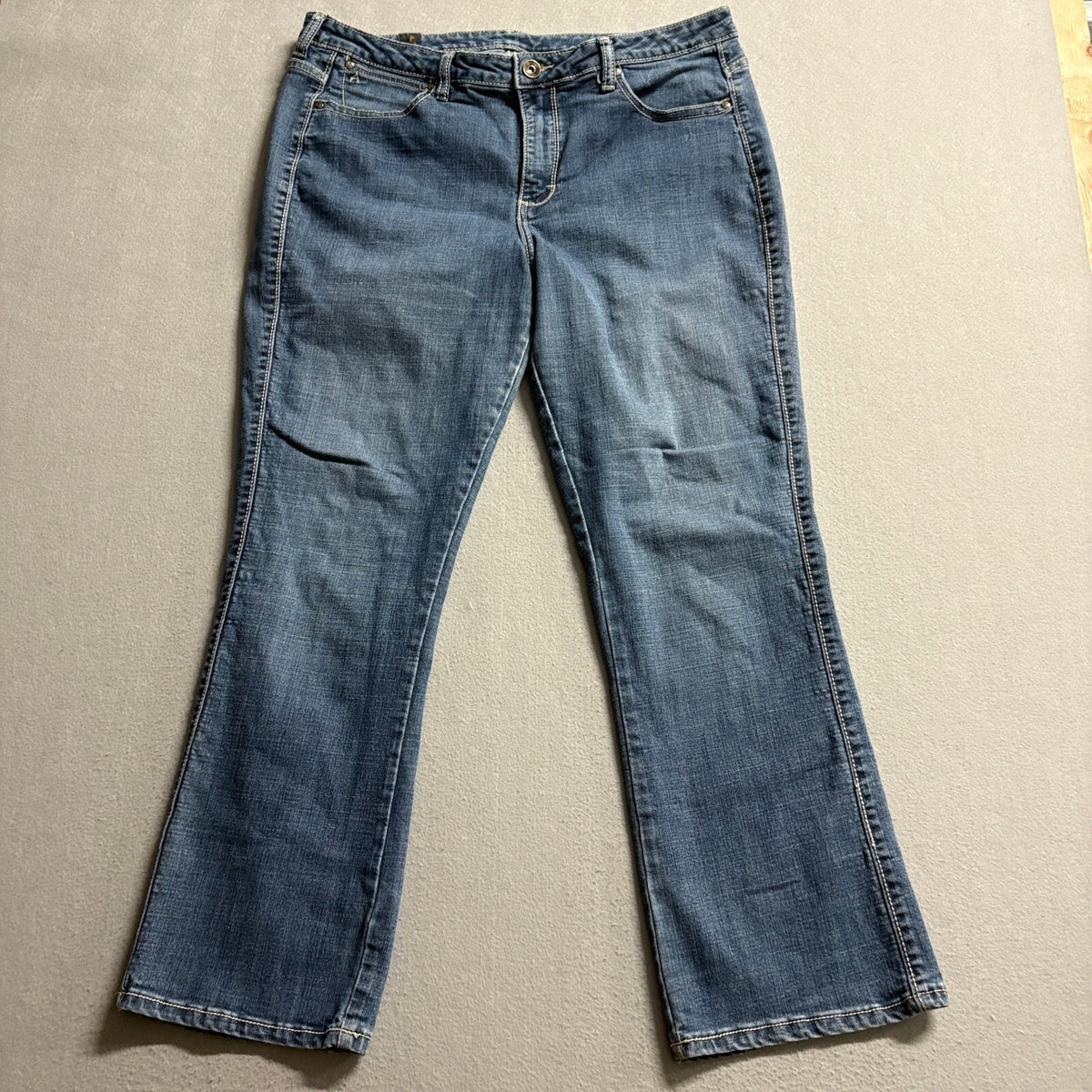 Aura from Women at Wrangler Jeans Womens Size 16 Average Blue Denim Bootcut