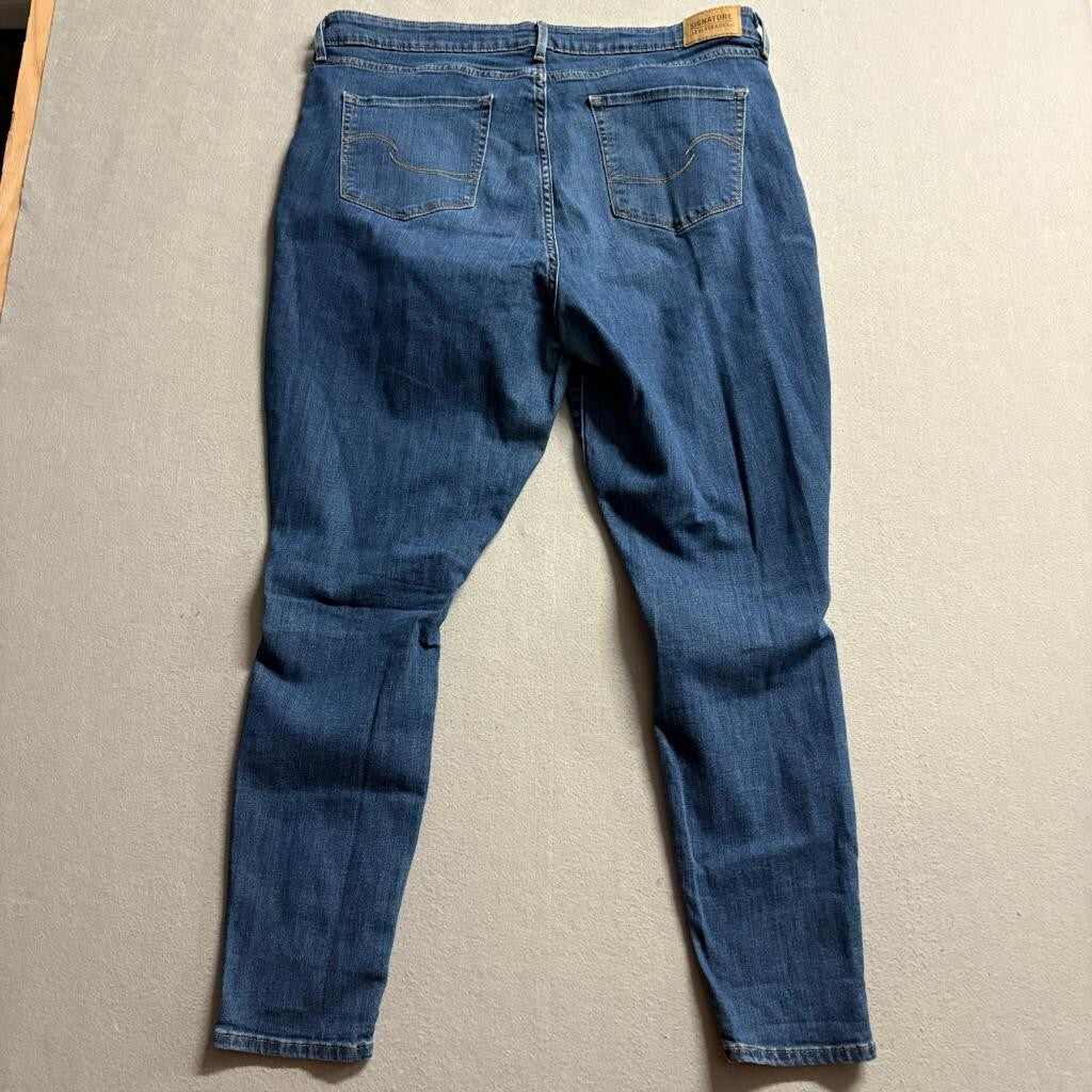 Signature by Levi Strauss Women High Rise Skinny Jeans Size 20M Blue Stretch