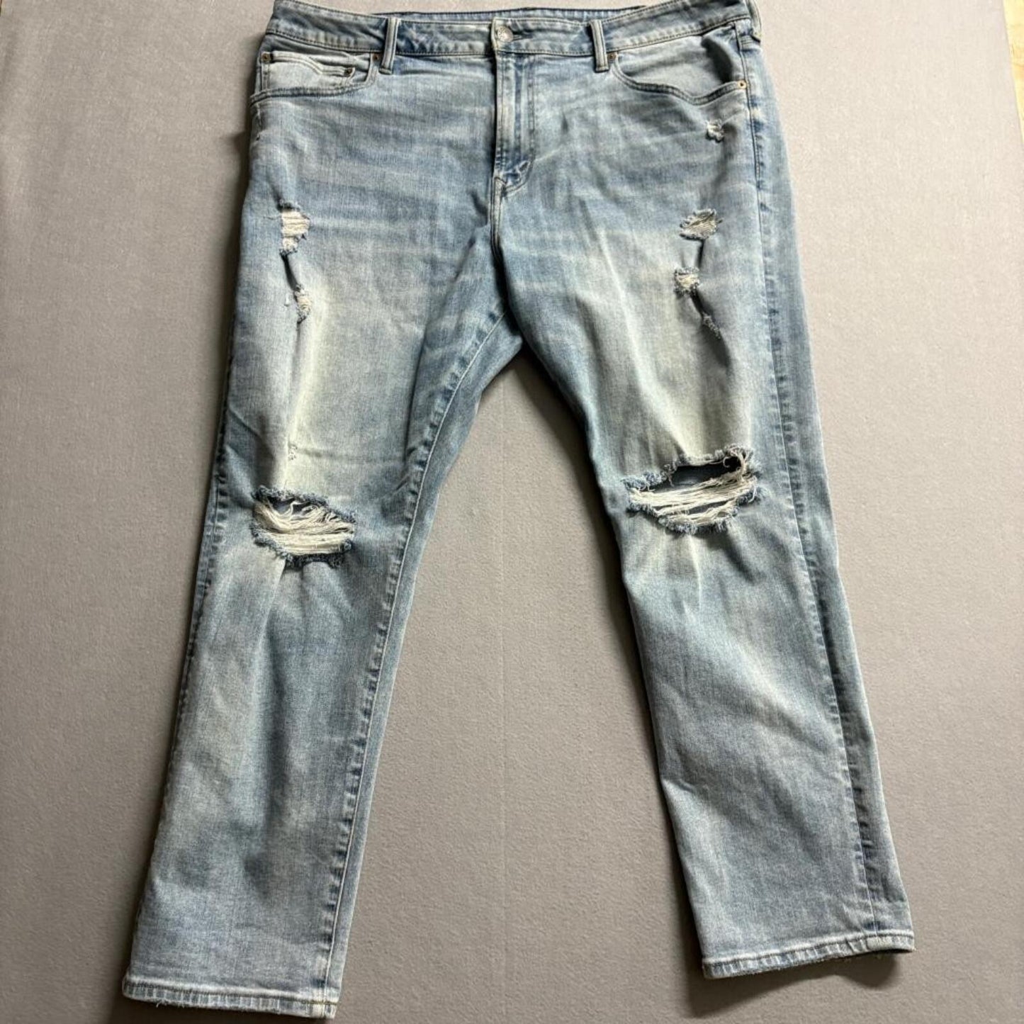American Eagle Airflex Athletic Fit Distressed Jeans Mens 40x30 Light Wash Blue