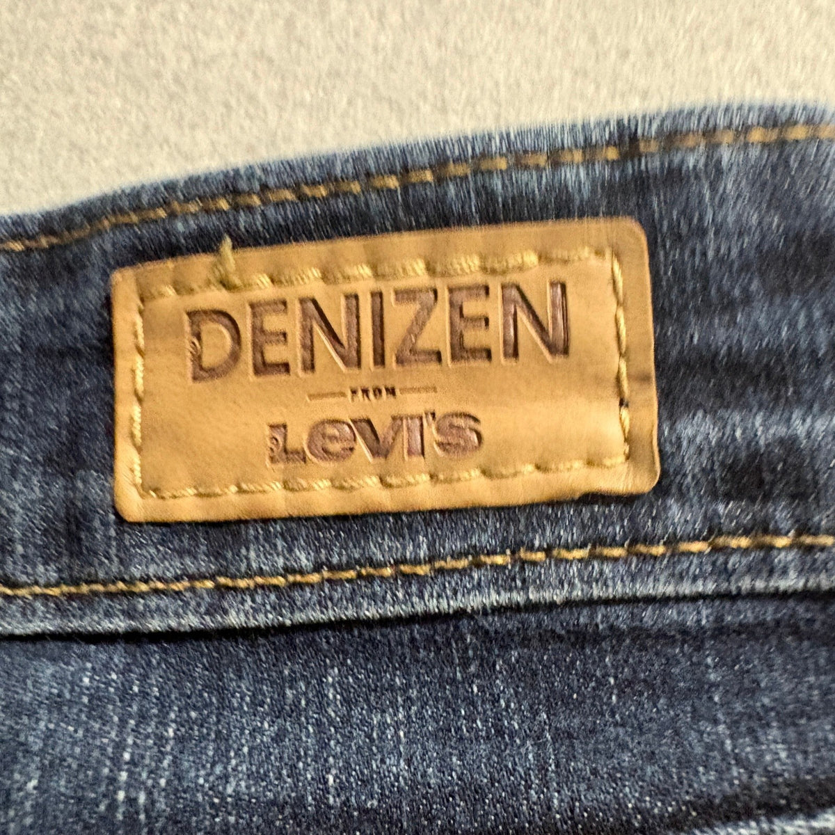 Denizen From Levis Modern Slim Jeans Womens Size 4M W27 L32 Dark Blue Stretch