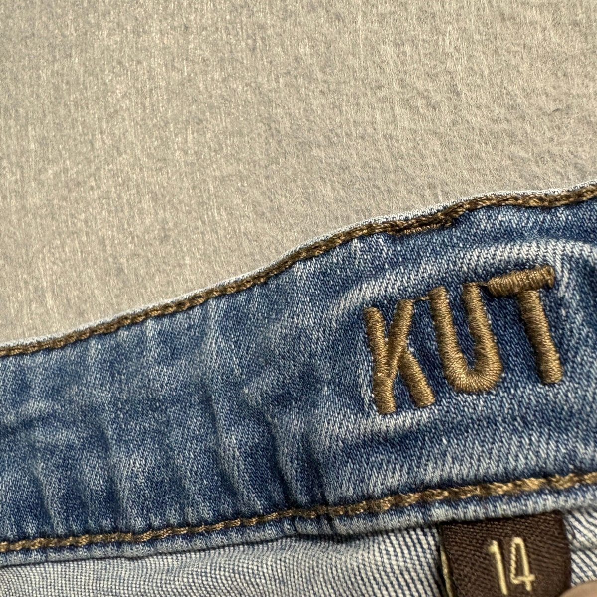 Kut from the Kloth High Rise Ankle Slim Straight Leg Jeans Womens Size 14 Blue