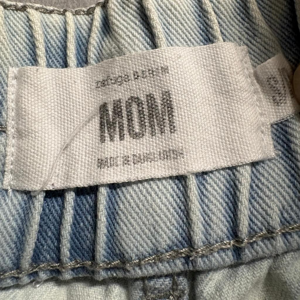Refuge Denim Mom Jeans Womens Small Light Wash Distressed Elastic Waist