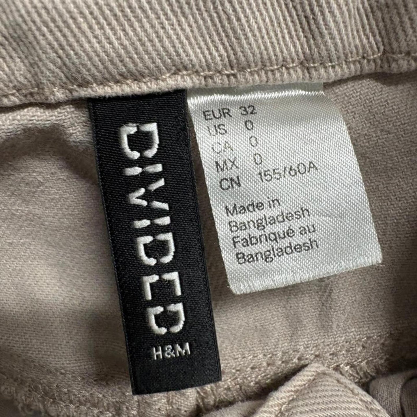 H&M Divided Cargo Pants Womens US 0 Beige Cotton Wide Leg Utility Pockets