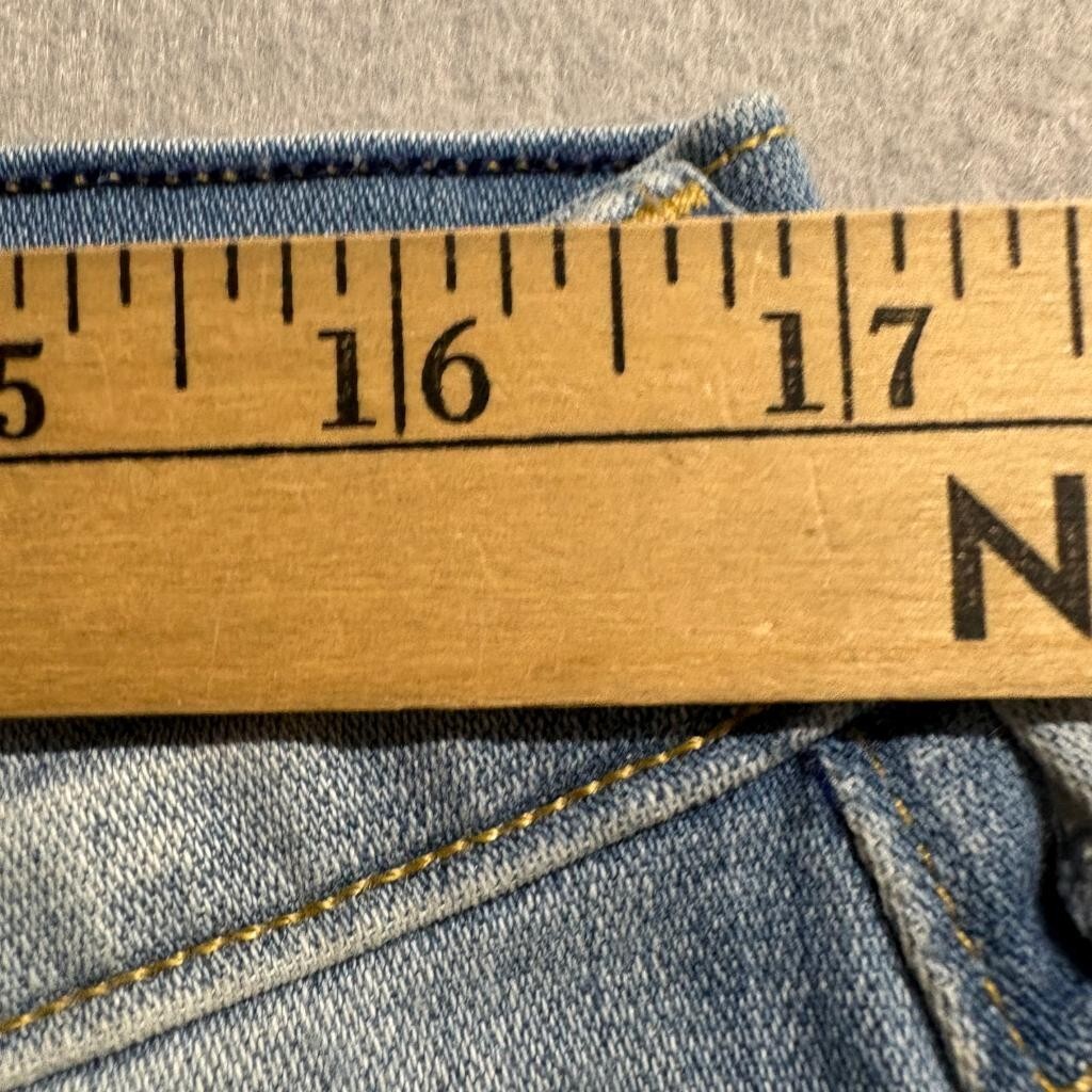 True Religion Audrey Slim Boyfriend Jeans Womens Size 30 Blue Denim Stretch USA