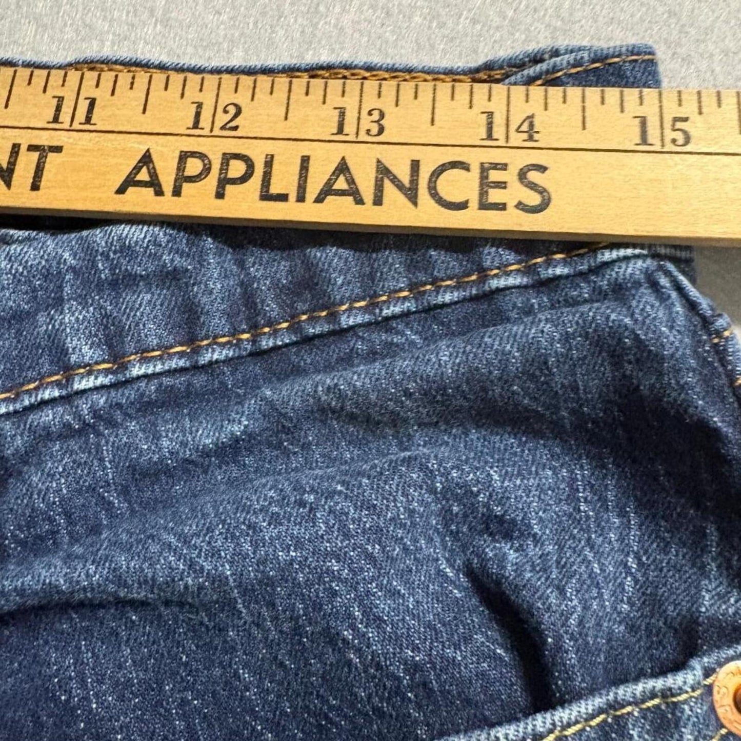 Levis 505 Regular Fit Jeans Mens 32x30 Blue Denim Straight Leg Pants