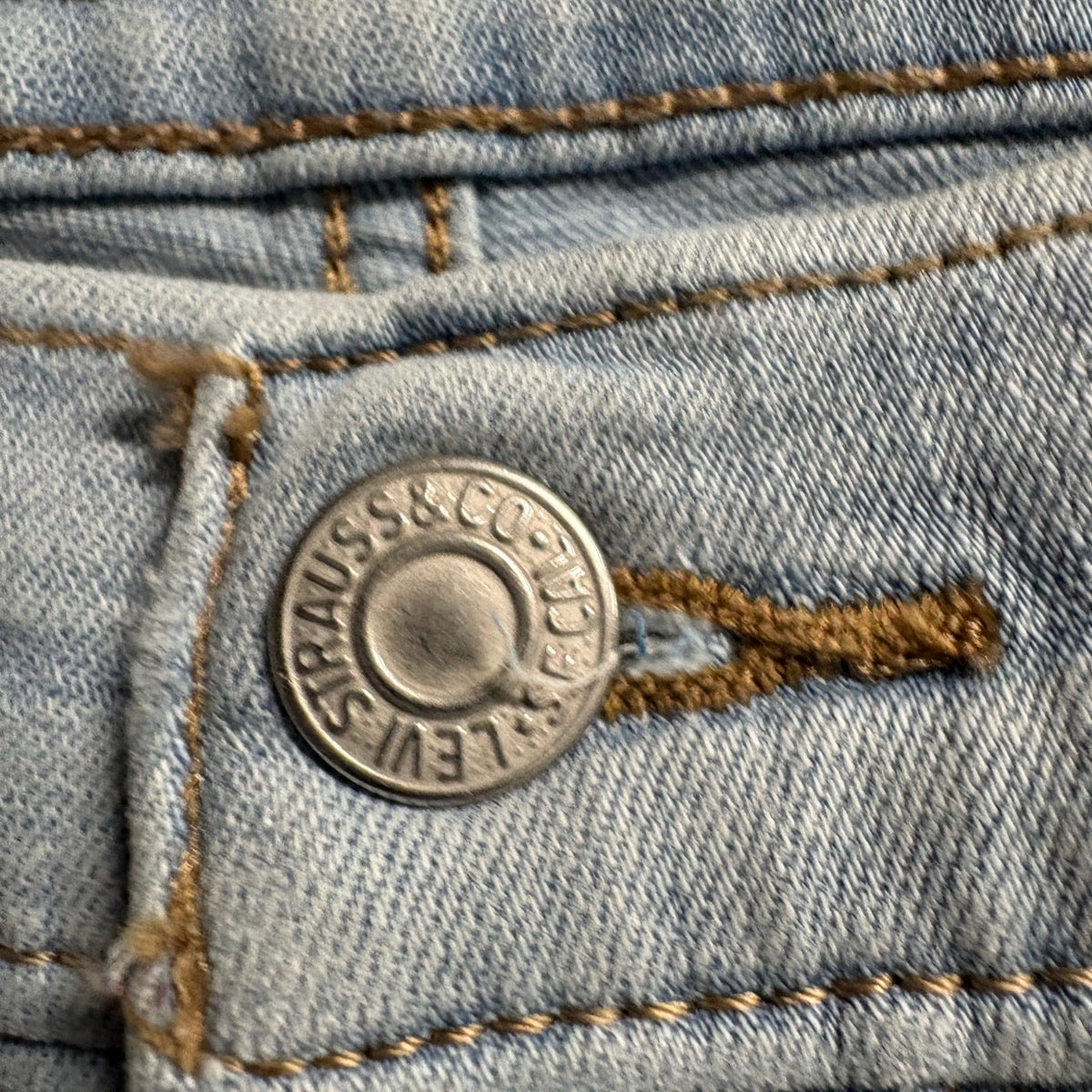 Levis 311 Shaping Skinny Jeans Womens W29 Light Wash Raw Cut Hem Stretch Blue
