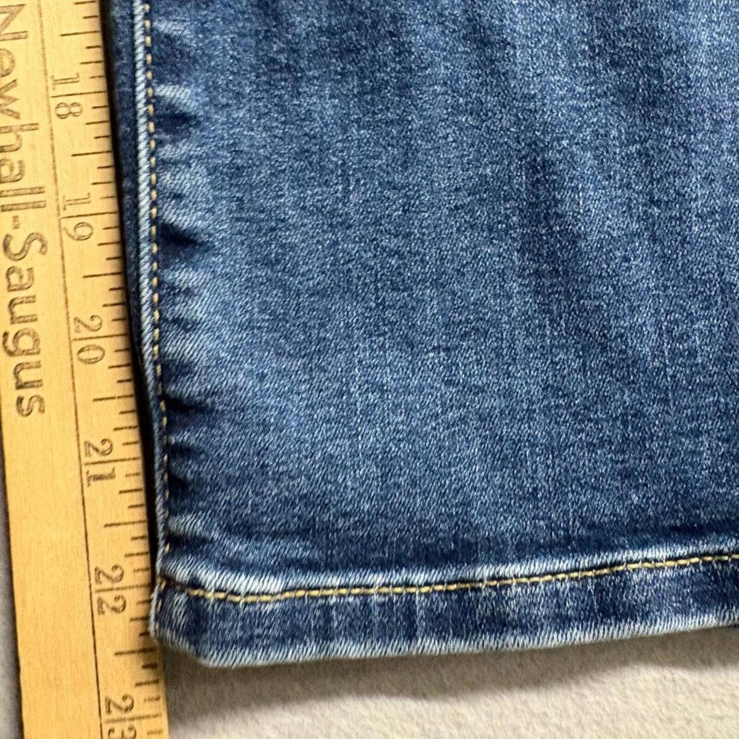Torrid Crop Jegging Jeans Womens Plus Size 24 Blue Denim Super Soft Stretch
