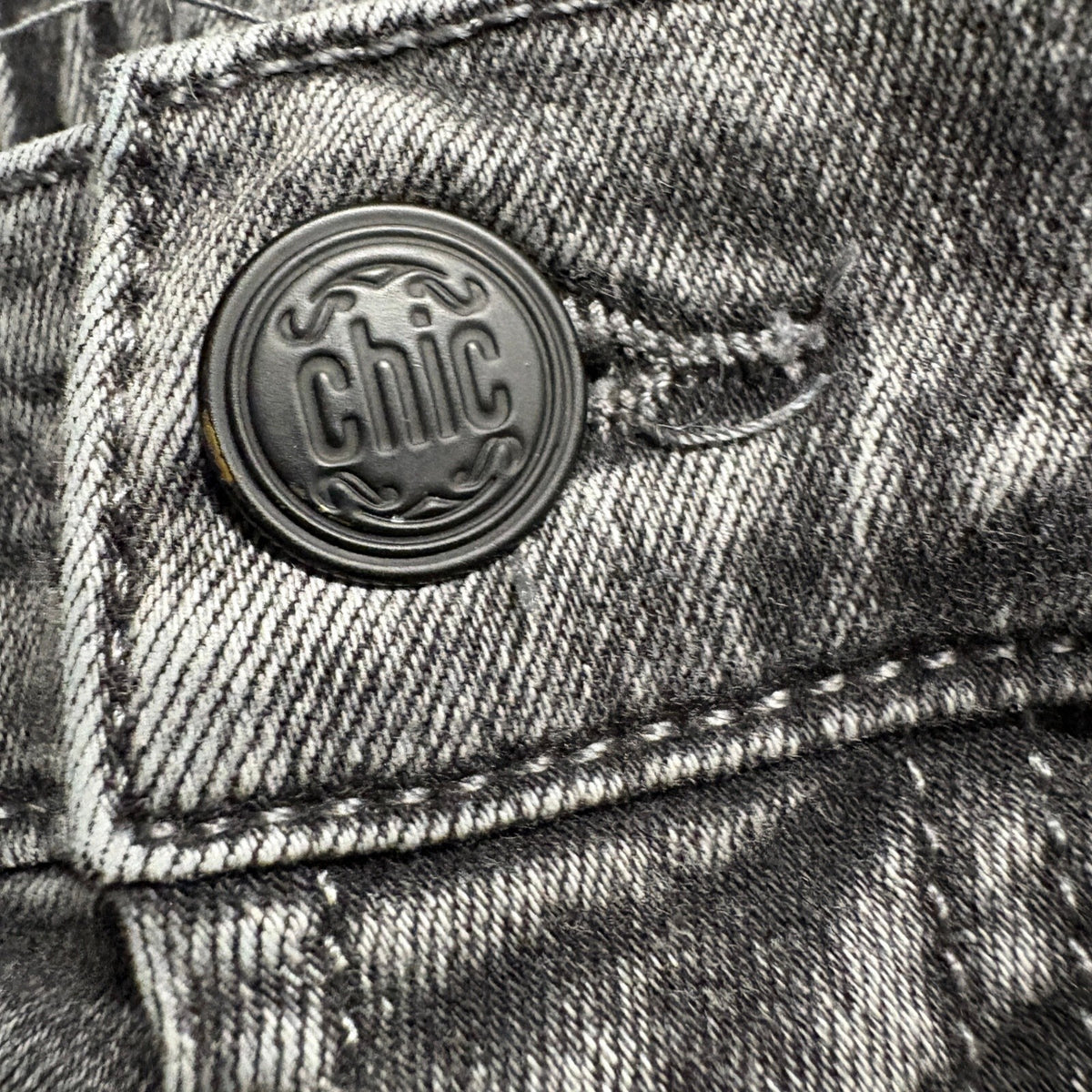 Chic Connect Girls Gray Acid Wash Cargo Jeans Size 5 Stretch Denim Utility Pants
