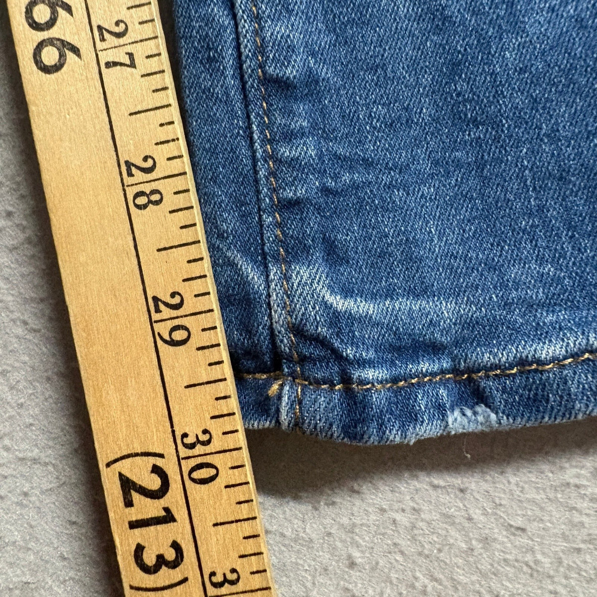 LOFT The Bootcut Jeans Womens 28 / 6 Medium Wash Denim Stretch Pants