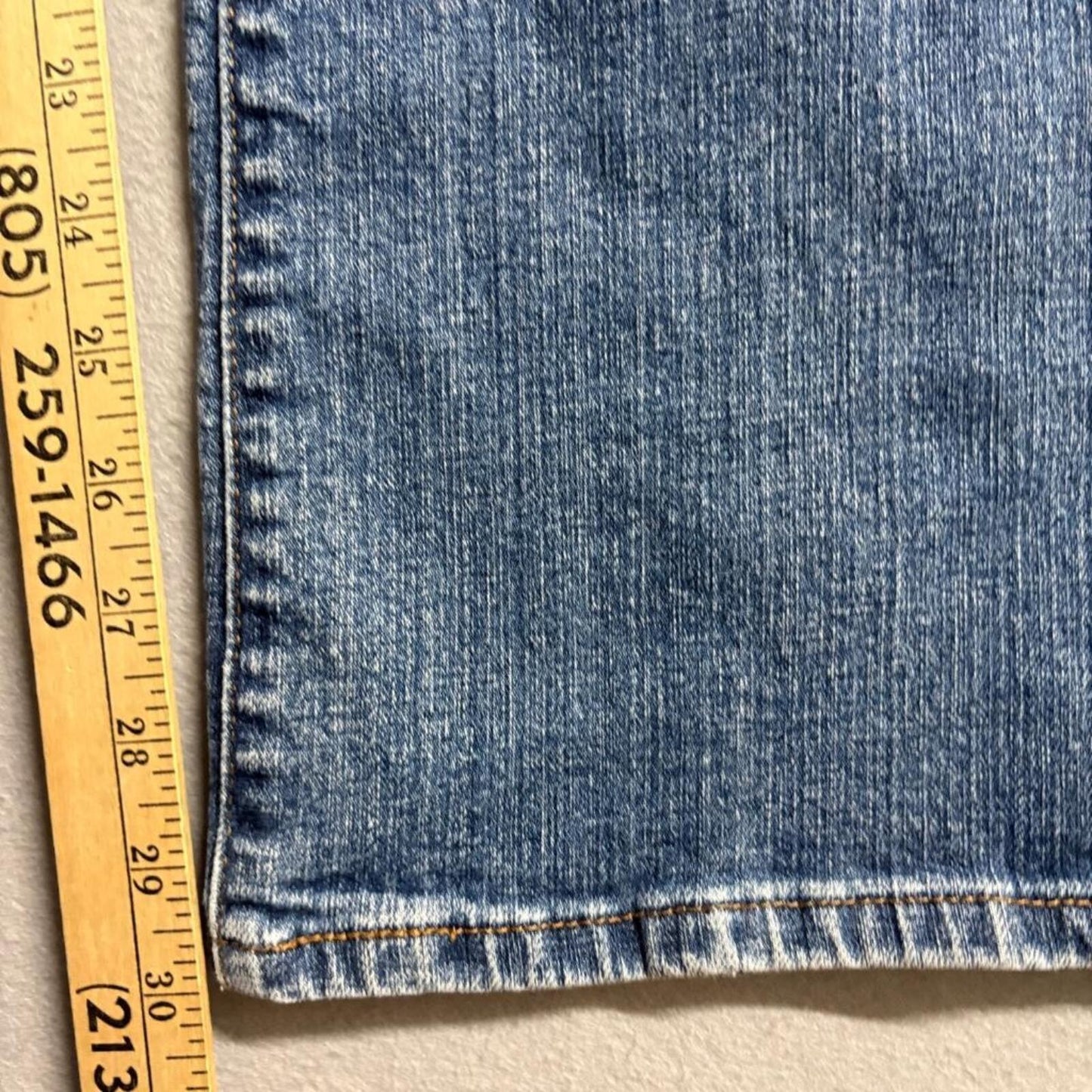 Levis 515 Bootcut Jeans Womens 10M Blue Denim Stretch Mid Rise Medium Wash