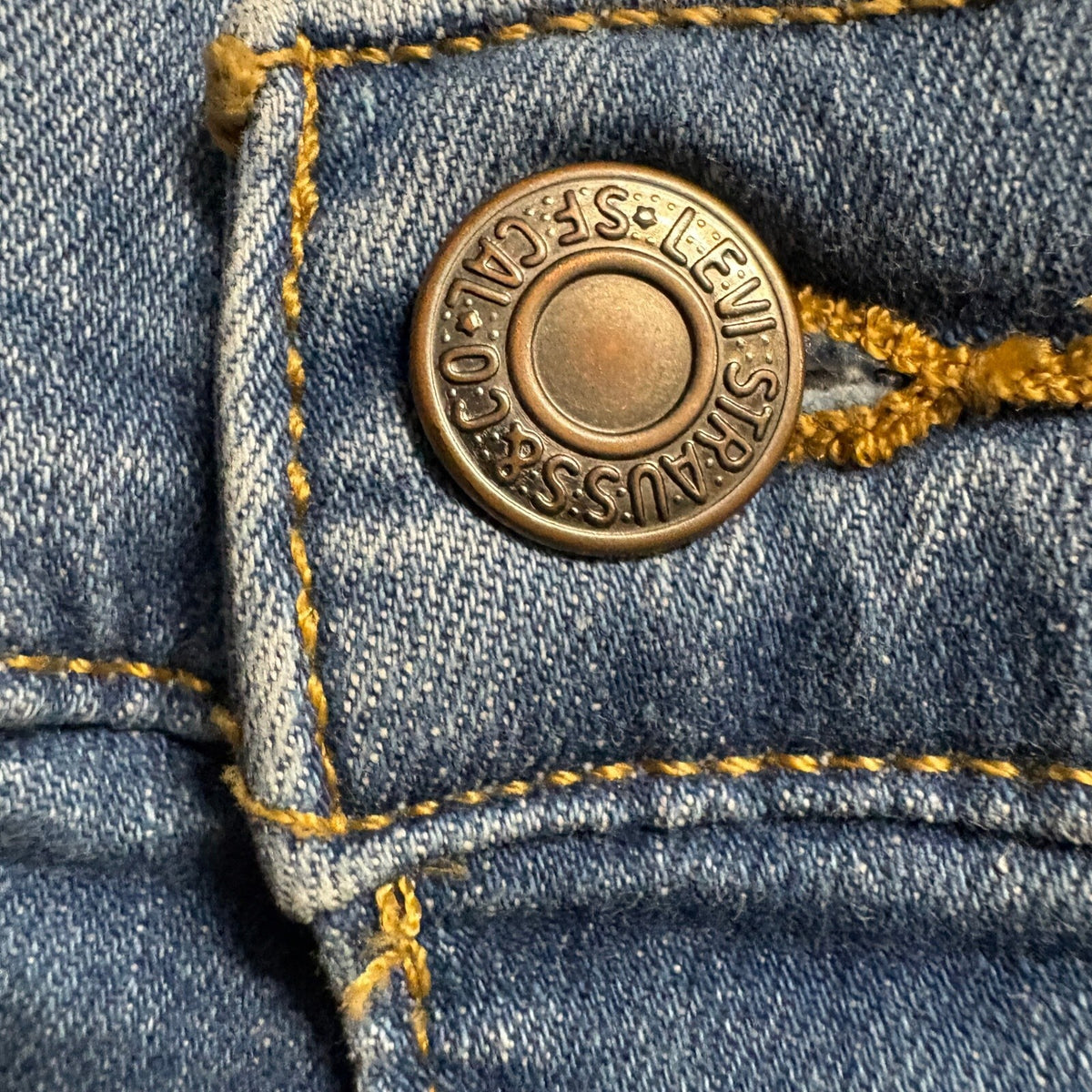 Levi's 720 High Rise Super Skinny Jeans Womens 27x30 Distressed Blue Denim