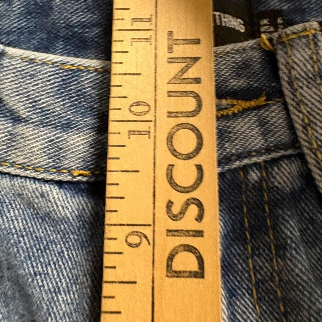 PrettyLittleThing High Rise Straight Leg Jeans Womens US 2 Blue Split Hem Ripped