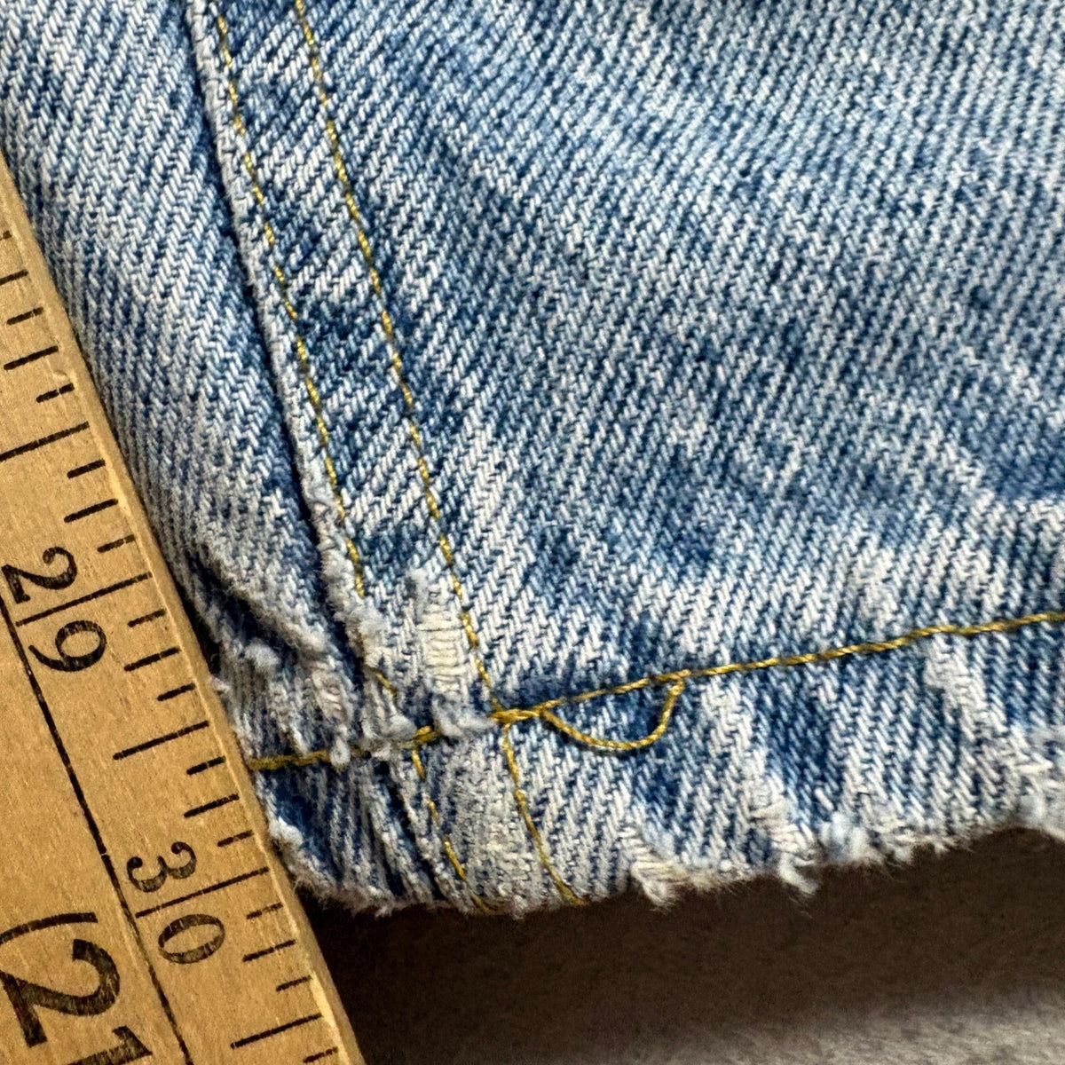 Vintage L.L. Bean Double Pleated Front Mom Jeans Light Wash Denim High Rise