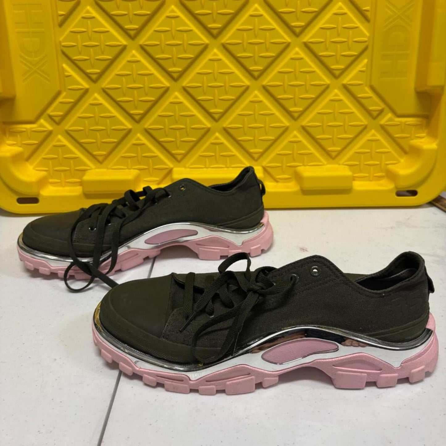 Adidas Raf Simons Detroit Runner Mens Size 11 Olive Green Pink Chrome F34244
