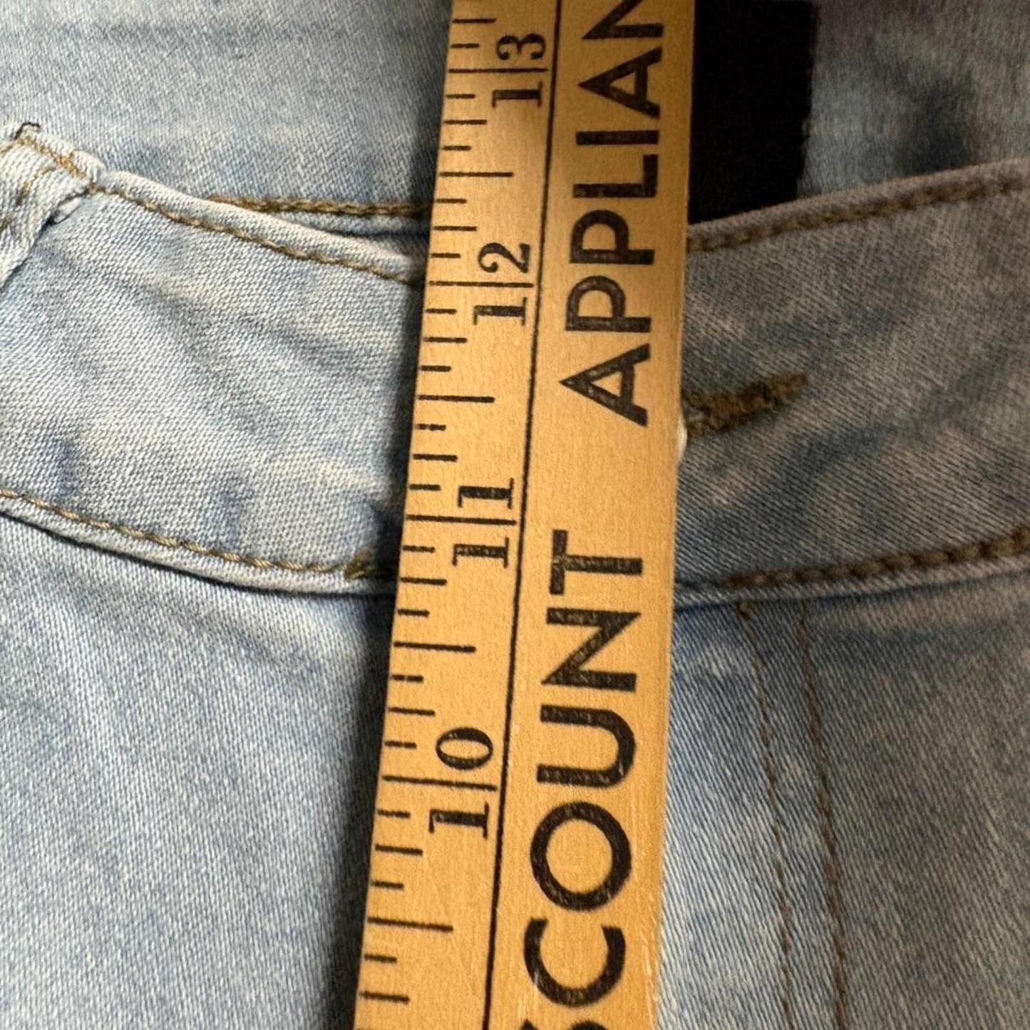 Rob Jeans Womens 13/14 Light Wash Distressed Ripped Skinny High Rise Denim