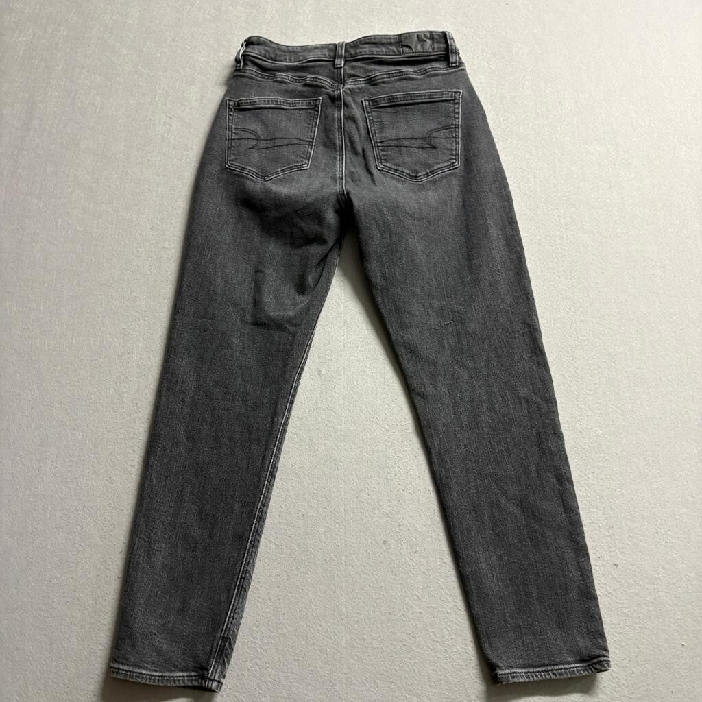 American Eagle Mom Jeans Womens Size 0 Short Gray Denim High Rise Strigid