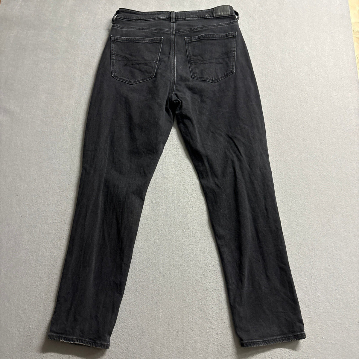American Eagle Strigid Mom Jeans Womens 6 Black Distressed High Rise Denim