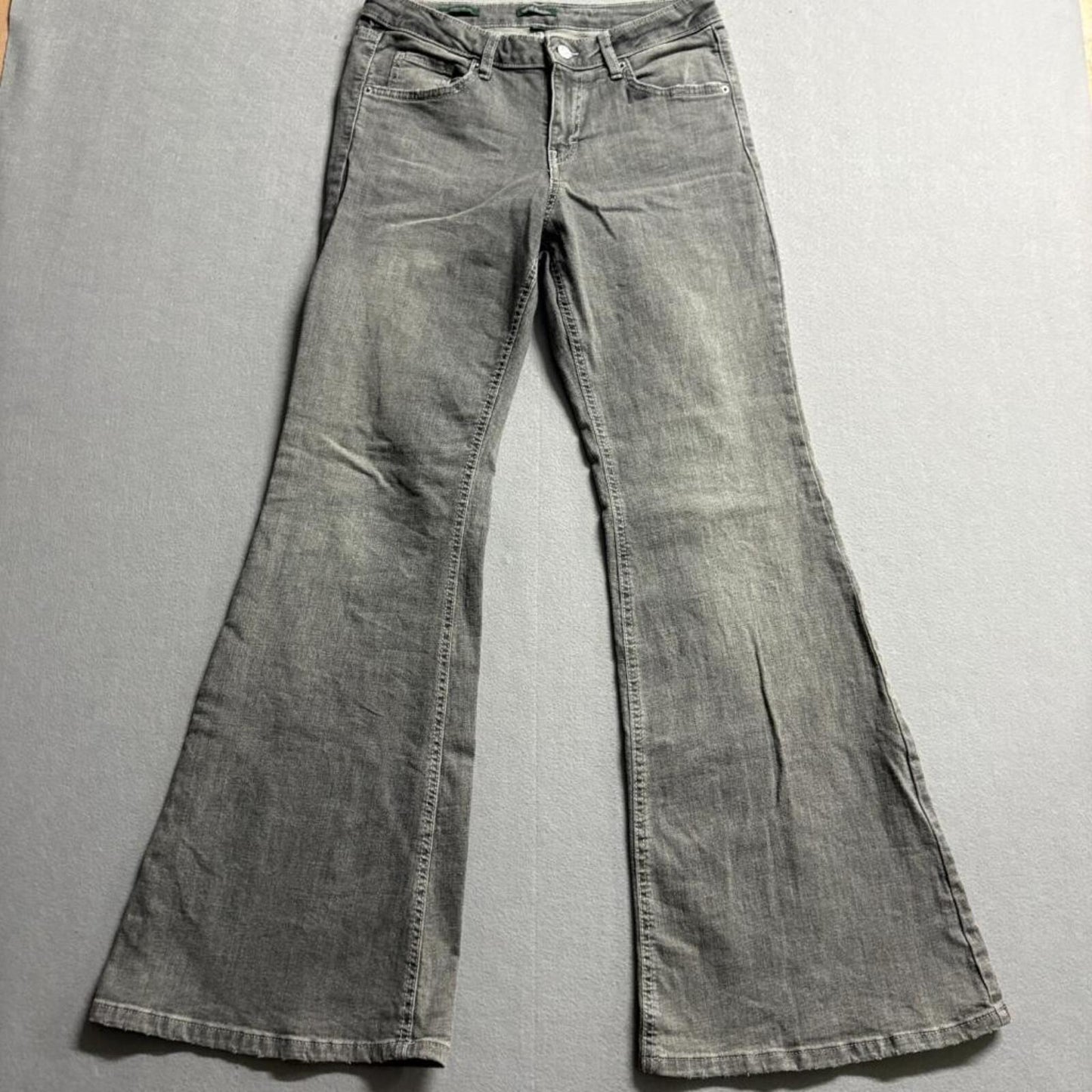 Wild Fable Womens Gray Mid Rise Flare Jeans Size 8 Stretch Denim