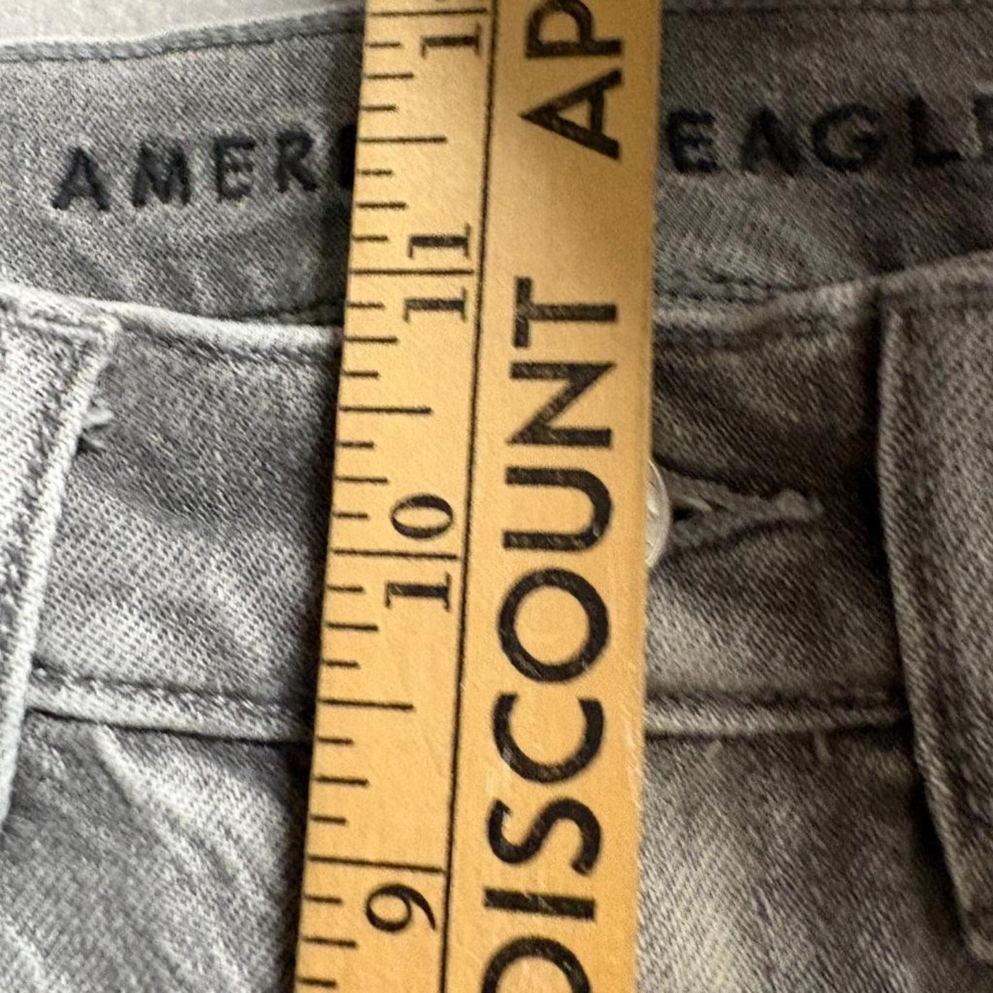 American Eagle Super High Rise Straight Jeans Womens 6 Gray Rhinestone Raw Hem