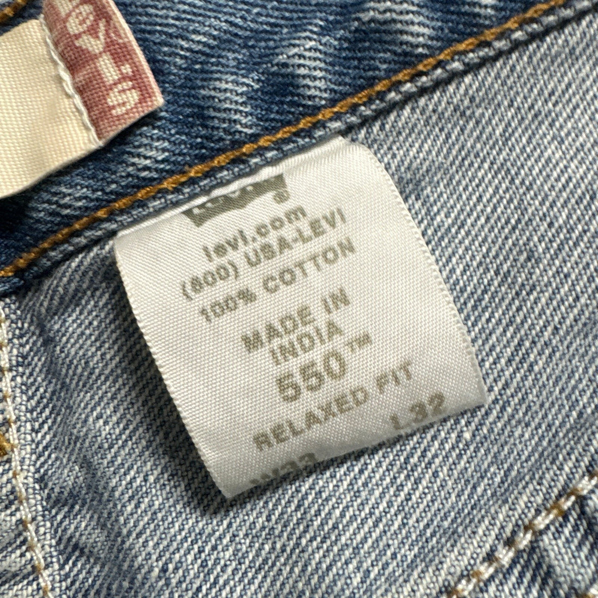 Levi's 550 Relaxed Fit Jeans Mens 33x32 Blue Light Wash Tapered Denim Pants