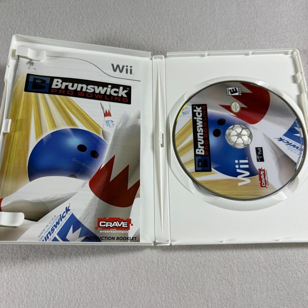 Brunswick Pro Bowling Nintendo Wii Complete CIB with Manual Tested