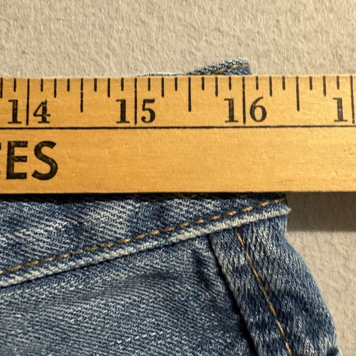Calvin Klein Jeans Mens 32x32 Medium Wash Blue Denim Bootcut Stretch Jeans