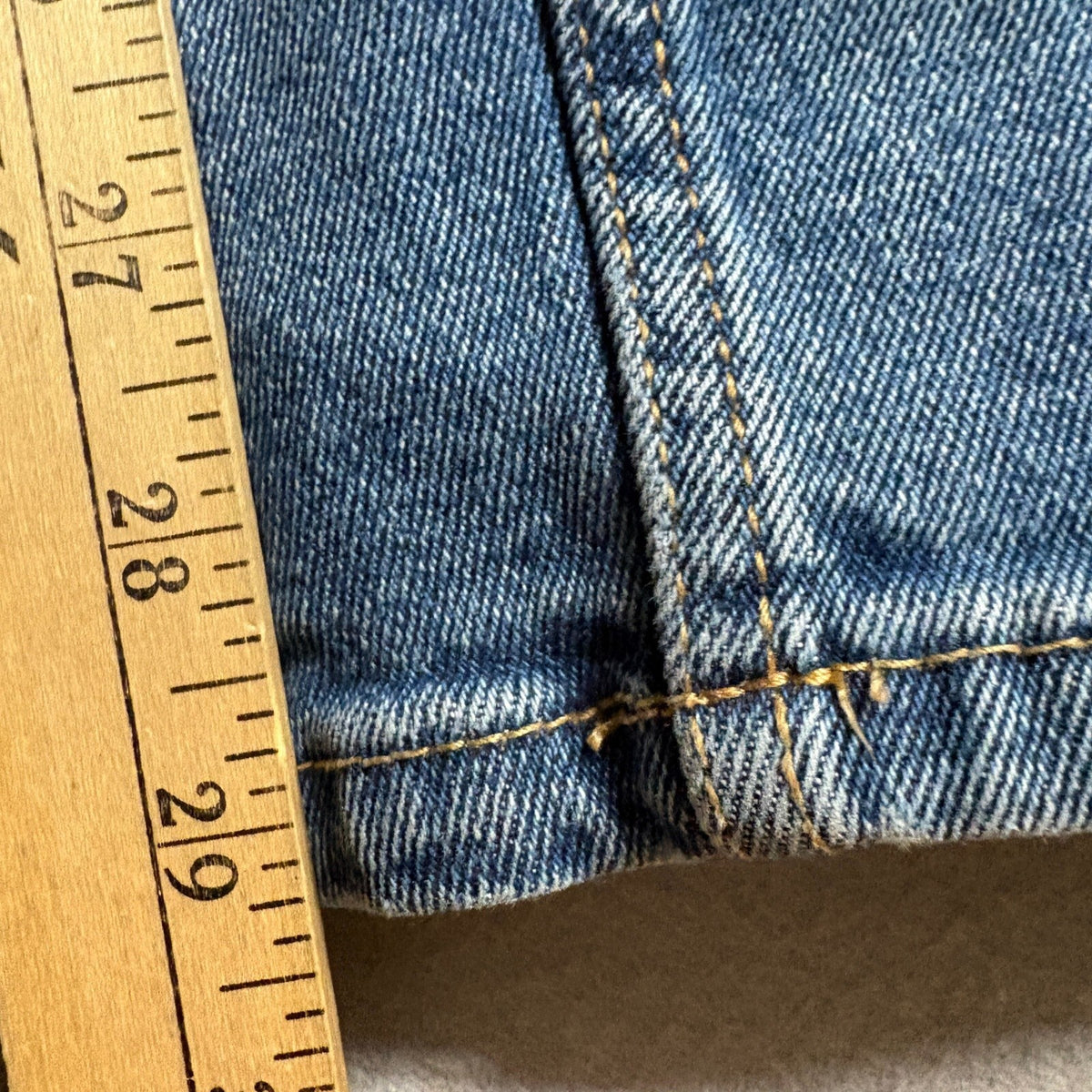 Stradivarius Womens High Waist Mom Jeans Blue Denim Slim Tapered Size US 4 26x28