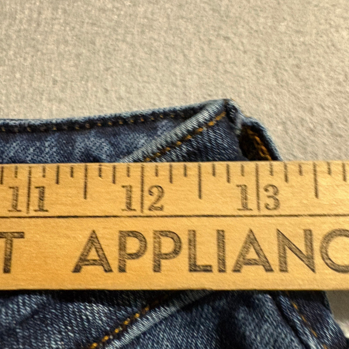 Hollister Curvy Ultra High Rise Dad Jeans Womens 5R 27x31 Distressed Blue Denim