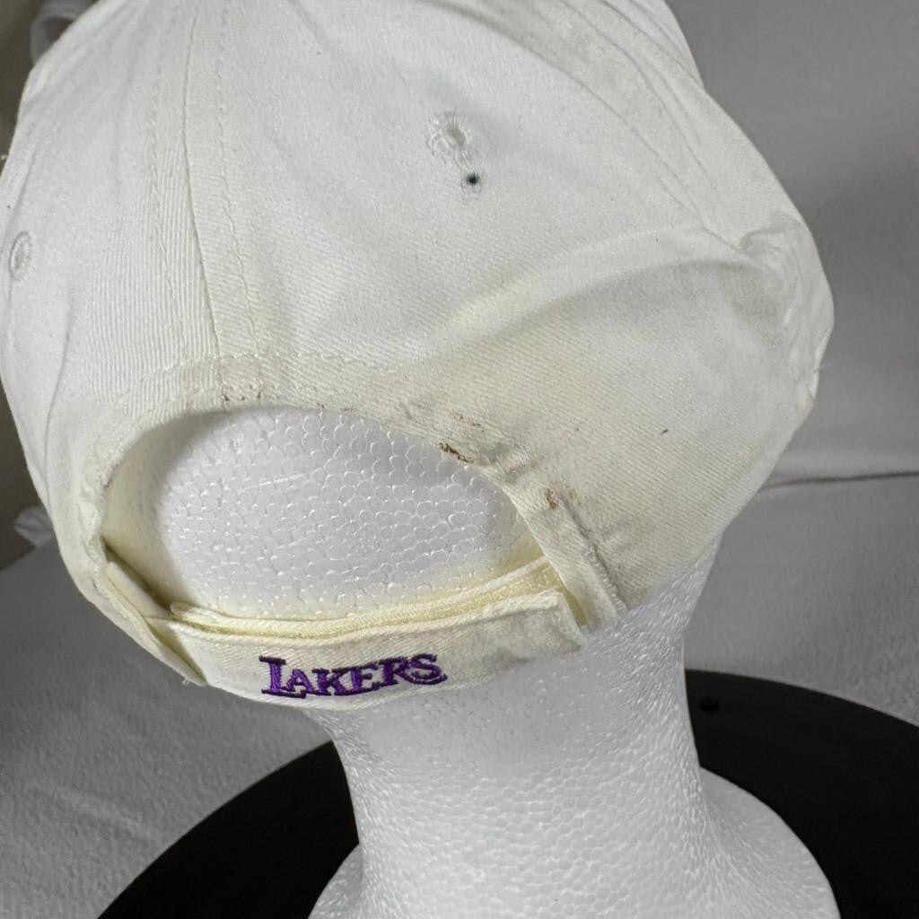 Los Angeles Lakers New Era Hat Cap White Adjustable Strapback Adult NBA