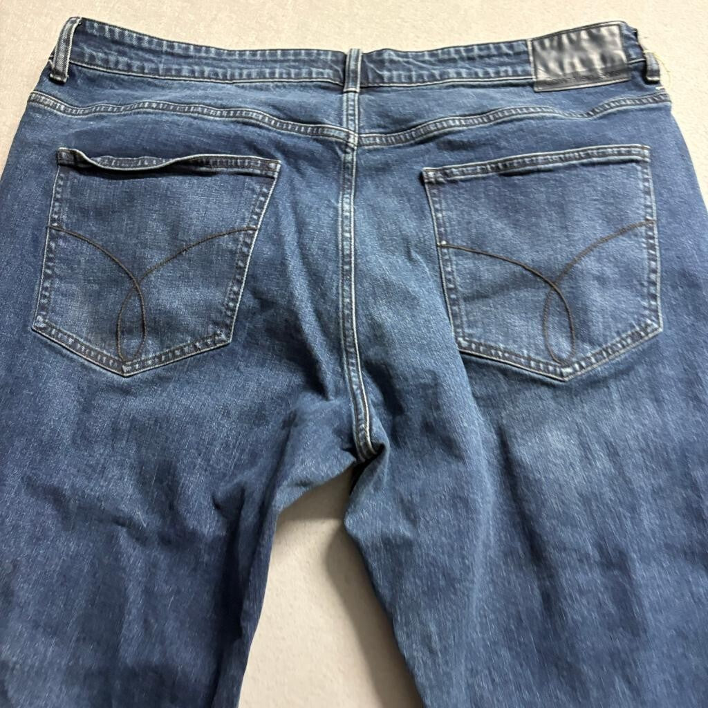 Calvin Klein Jeans Mens 40x32 Slim Straight Blue Denim Jeans Measured 40x30
