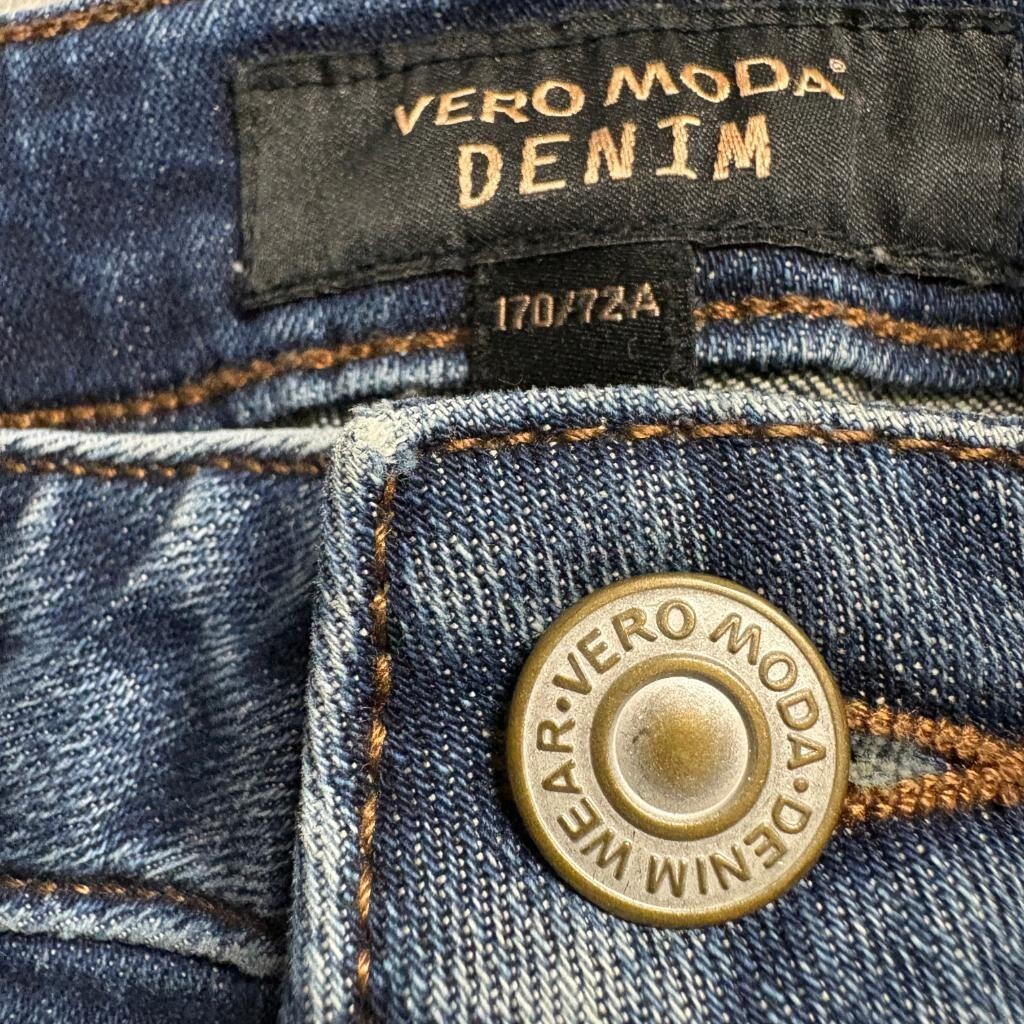 Vero Moda Slim Jeans Womens 30x28 Blue Distressed Paint Splatter Stretch Denim