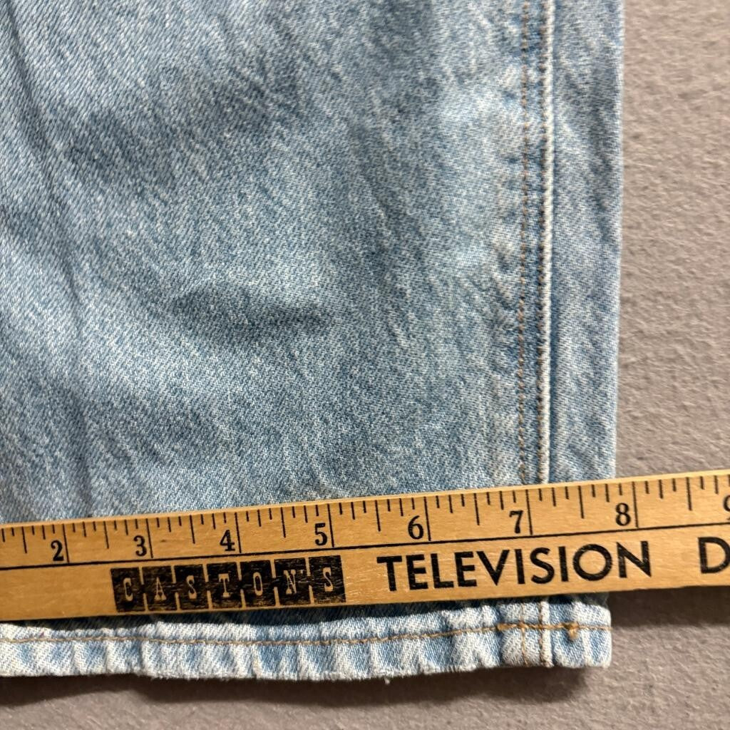 American Eagle Distressed Mom Jeans Womens Size 8 Light Wash Blue 100% Cotton