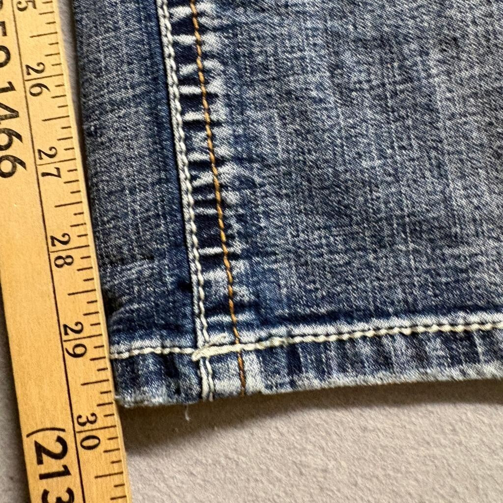 Axe & Crown Classic Straight Jeans Womens 30x30 Medium Wash Stretch Denim