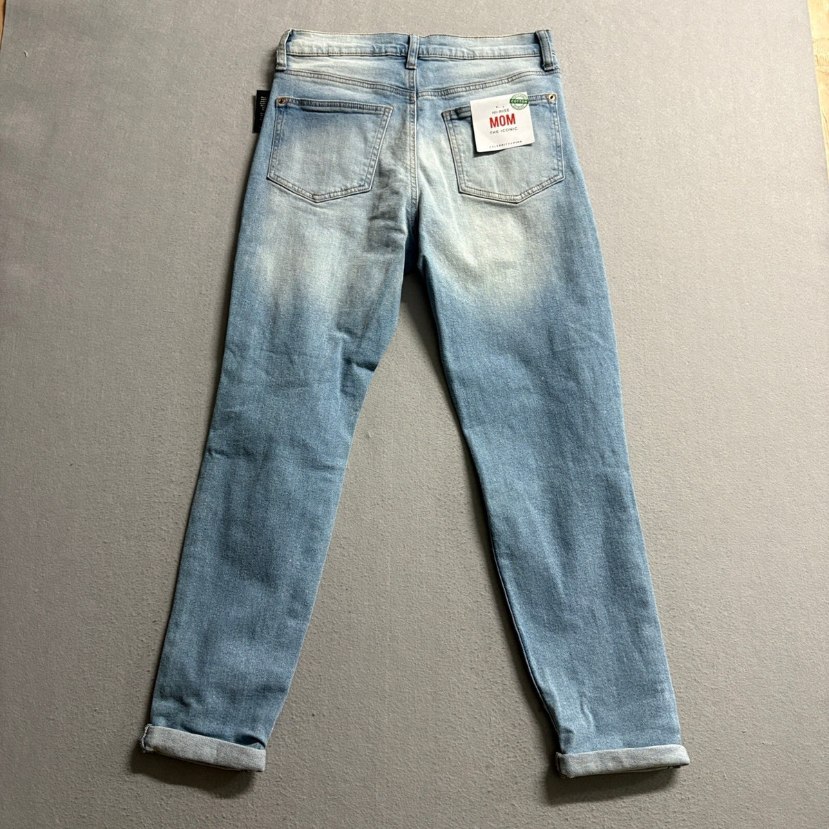 Celebrity Pink Womens Hi-Rise Mom Jeans Size 7/28 Blue Distressed Denim New