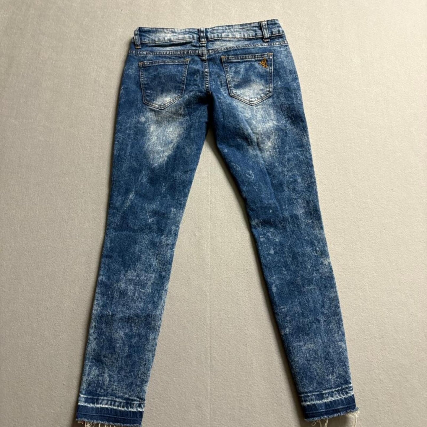 VIP Jeans Womens 3/4 Distressed Acid Wash Skinny Jeans Side Stripe Raw Hem