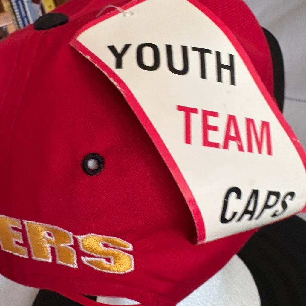 Vintage San Francisco 49ers Snapback Hat Youth Red Black Cap Team NFL NWT