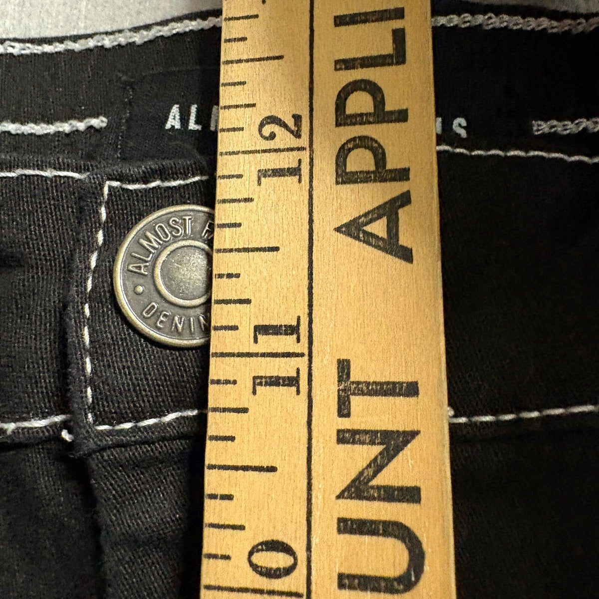 Almost Famous Women XL Black Contrast Stitch Cargo Pants Elastic Waist Stretch